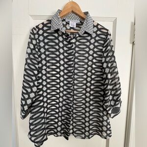 Gretchen Scott Black/Gray Sheer Blouse NWOT. Large. Elegant Elevated Versatile